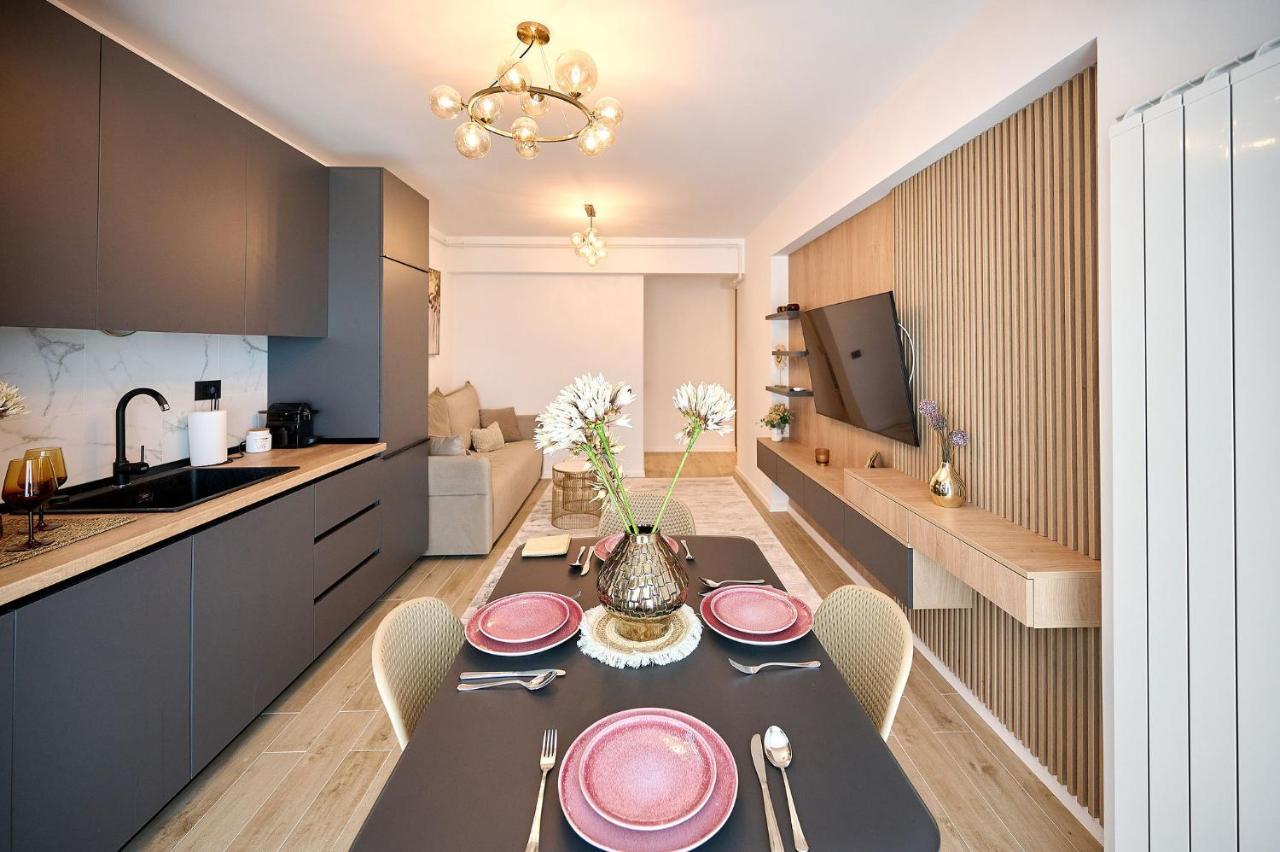 Sea La Vie Apt 240 In Infinity Beach Resort - Parking Mamaia Dış mekan fotoğraf