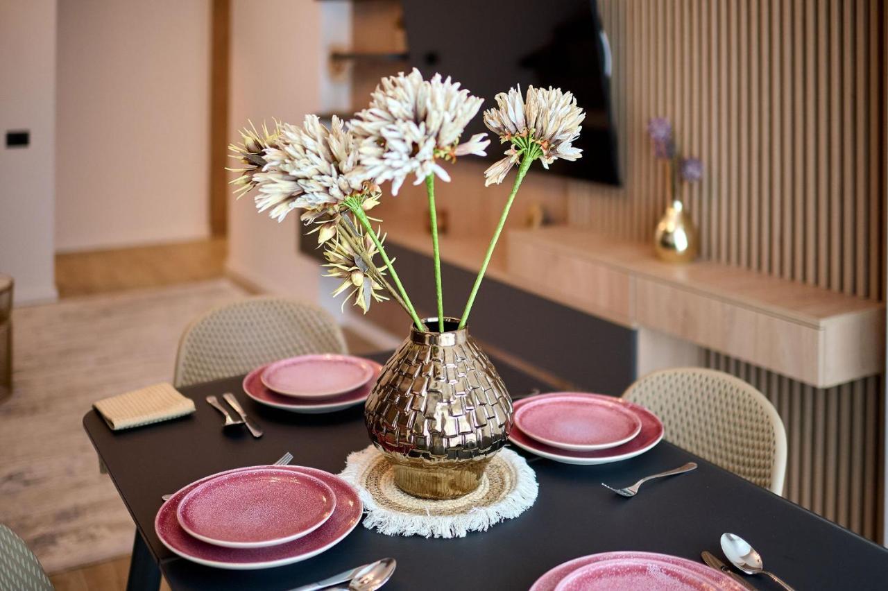 Sea La Vie Apt 240 In Infinity Beach Resort - Parking Mamaia Dış mekan fotoğraf